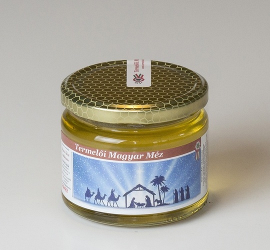 Alkalmi c&iacute;mk&eacute;s m&eacute;z