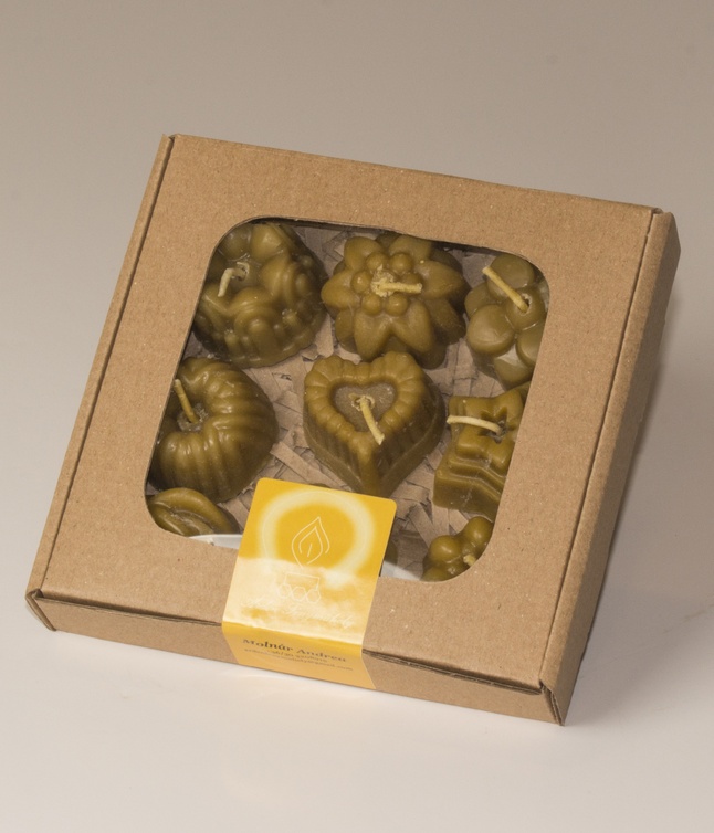 Viaszterm&eacute;kek &eacute;s gyerty&aacute;k - 502-9 (Bon-bon alak&uacute; m&eacute;cses 9 db-os csomagban)